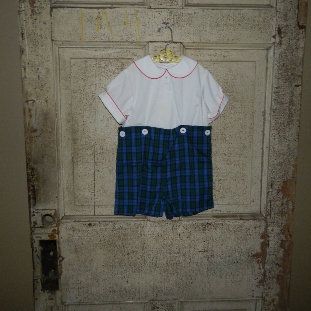 Lauren St. John Boys 2 pc Peter Pan Collar Short Outfit Size 4 (J-14)